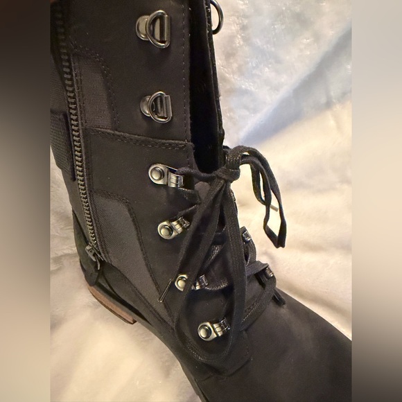 Sorel Black Women's Combat Boots - Picture 7 of 14